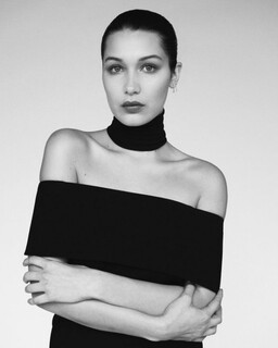 Восходящая звезда модельной сцены Белла Хадид (Bella Hadid) появилась в фотосессии Александры Натаф (Alexandra Nataf) в Unconditional Magazine